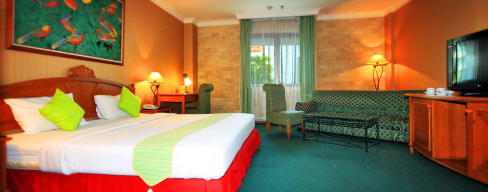 Cipta 2 Hotel Giacarta Esterno foto